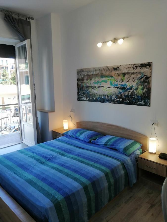 Albergo Blue Fish Albisola Superiore Exterior foto